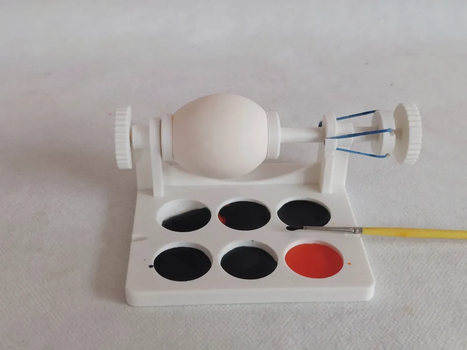 Egg Paint Station